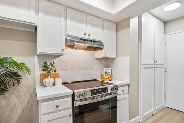 812 Kingfisher Terrace, Sunnyvale, CA 94087