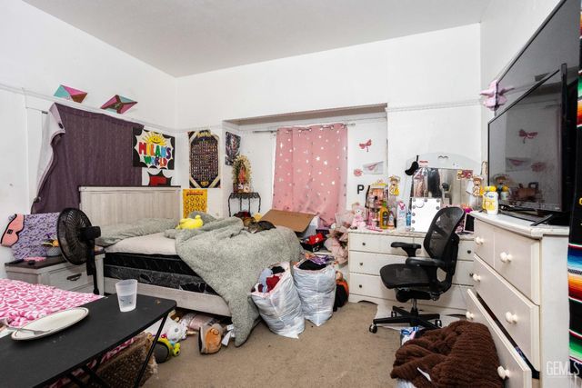 518 Monterey Street, Bakersfield, CA 93305