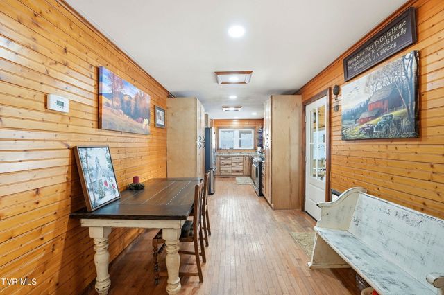 1670 Cutter Creek Creek, Clintwood, VA 24228