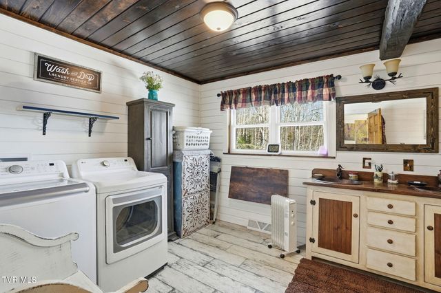 1670 Cutter Creek Creek, Clintwood, VA 24228