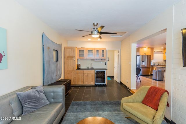 6552 E 2ND Street, Scottsdale, AZ 85251
