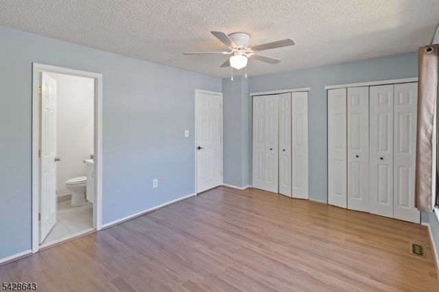 2 Daniel Dr, Franklin Twp., NJ 08823