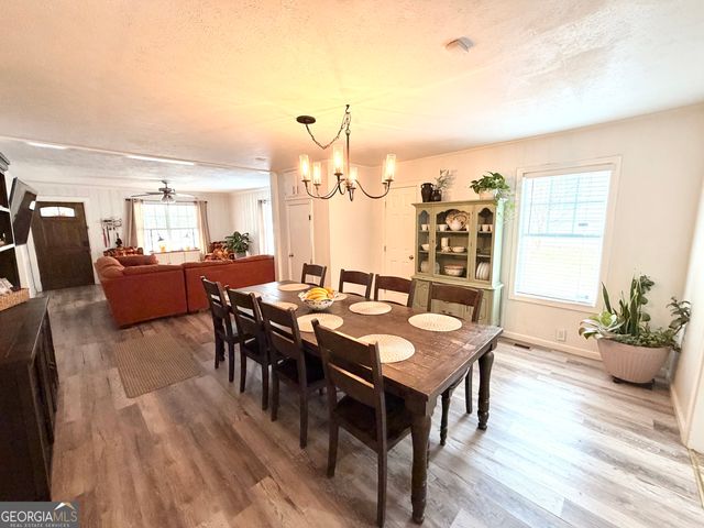 1518 Brownwood Avenue, Lagrange, GA 30240