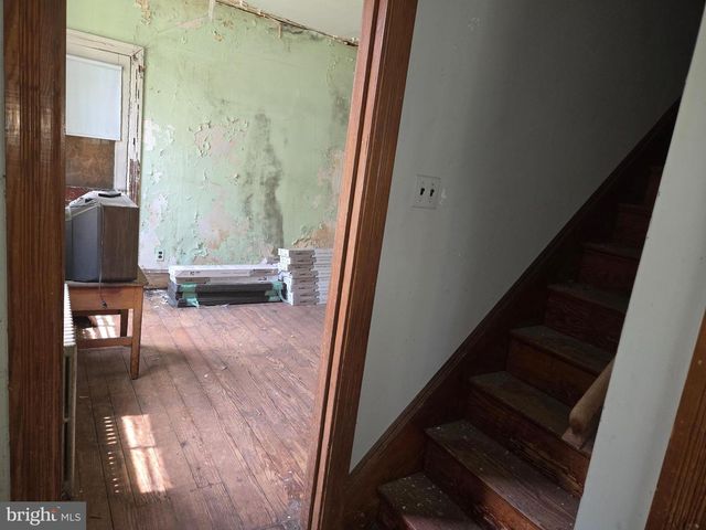 428 LOCUST AVE, Burlington, NJ 08016