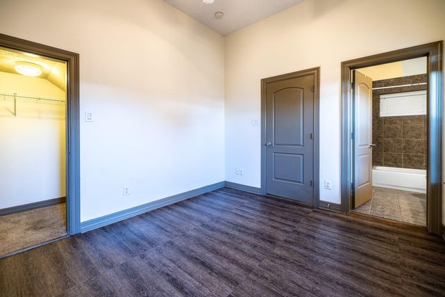 10626 Clearview Villa Place, Houston, TX 77025