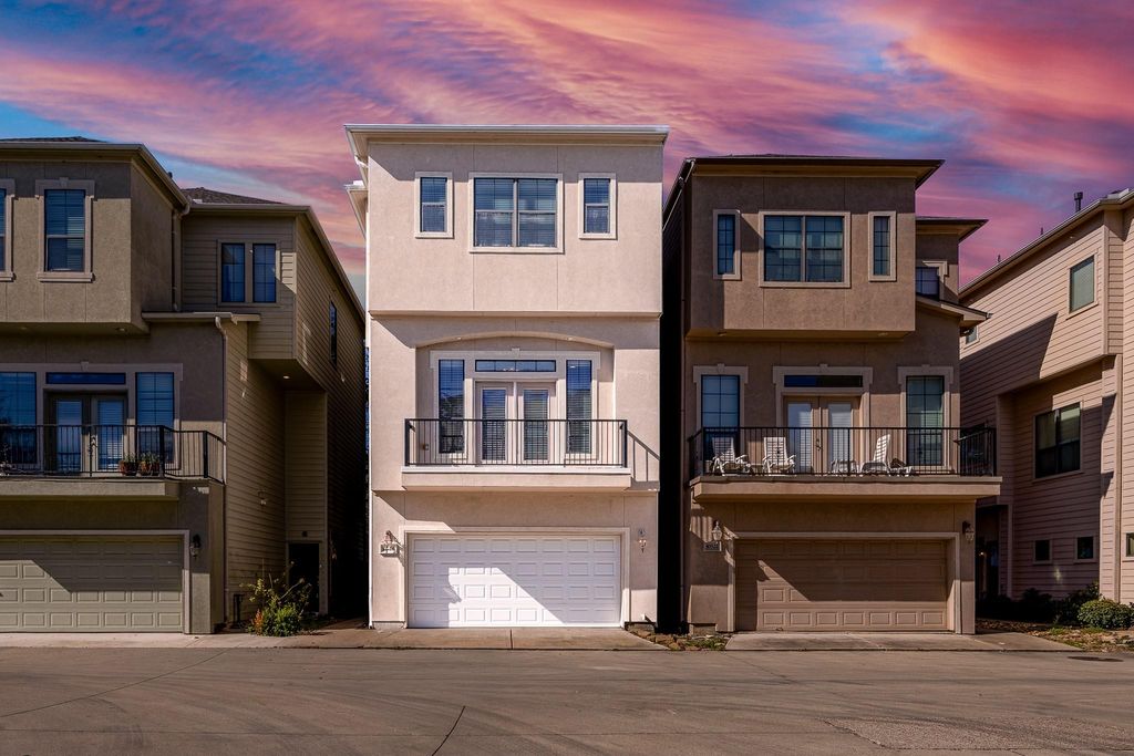 10626 Clearview Villa Place, Houston, TX 77025