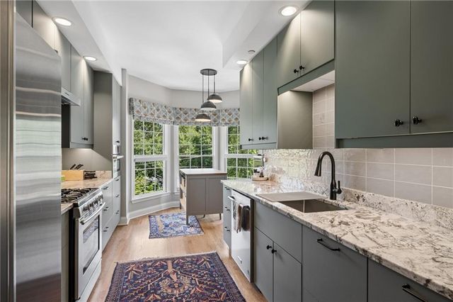 50 Biscayne Drive NW 4106, Atlanta, GA 30309