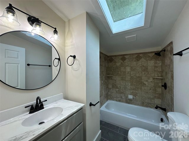 123 State Street, Asheville, NC 28806