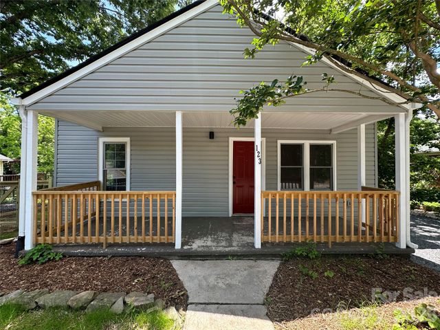 123 State Street, Asheville, NC 28806