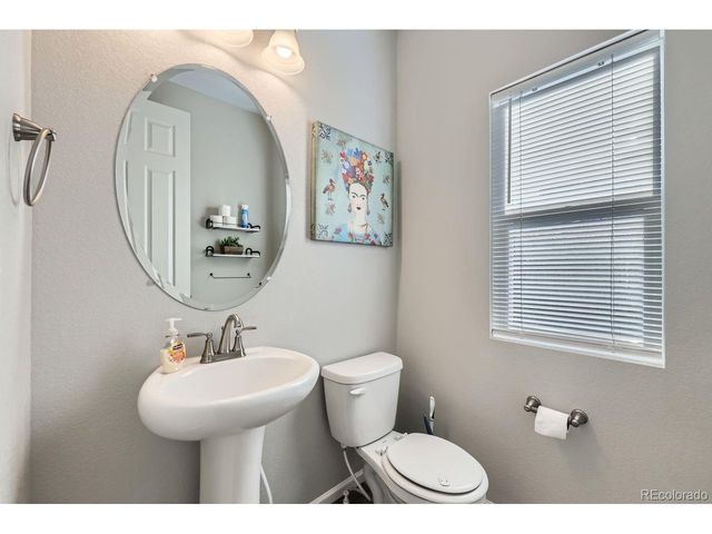 623 S Pitkin Ct, Aurora, CO 80017