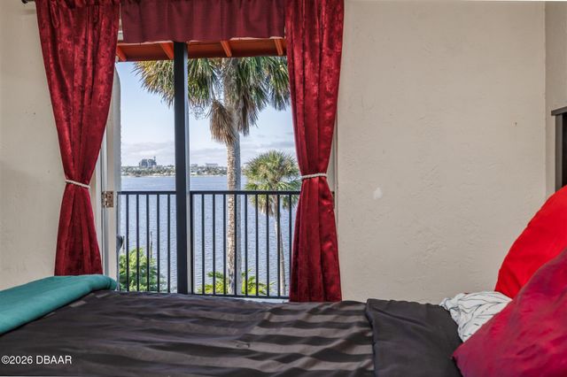 900 S Peninsula Dr Apt 308, Daytona Beach, FL 32118