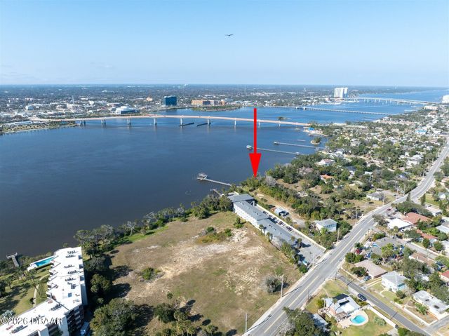 900 S Peninsula Dr Apt 308, Daytona Beach, FL 32118