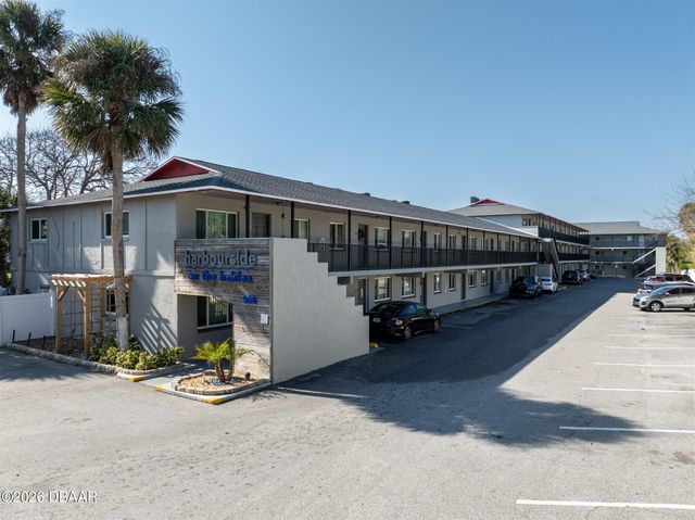 900 S Peninsula Dr Apt 308, Daytona Beach, FL 32118