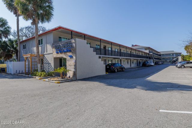 900 S Peninsula Dr Apt 308, Daytona Beach, FL 32118