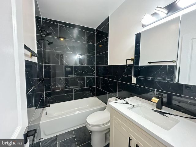 504 N SCHROEDER ST, Baltimore, MD 21223