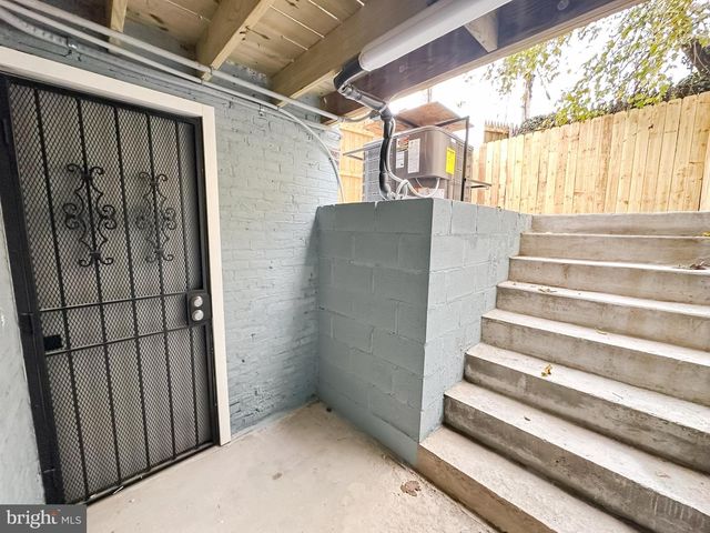 504 N SCHROEDER ST, Baltimore, MD 21223