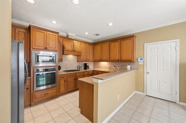 5232 Eigel Street, Houston, TX 77007