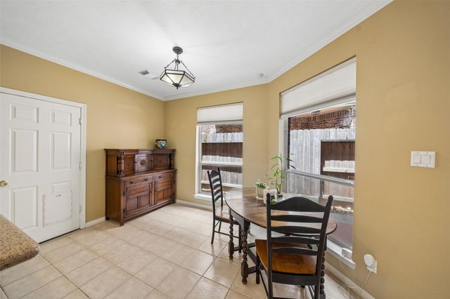 5232 Eigel Street, Houston, TX 77007