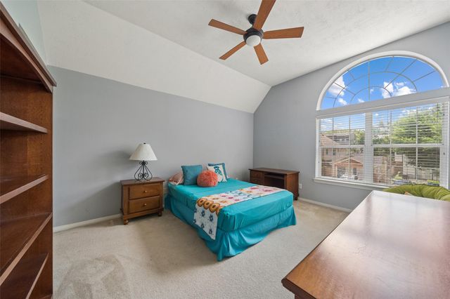 5232 Eigel Street, Houston, TX 77007
