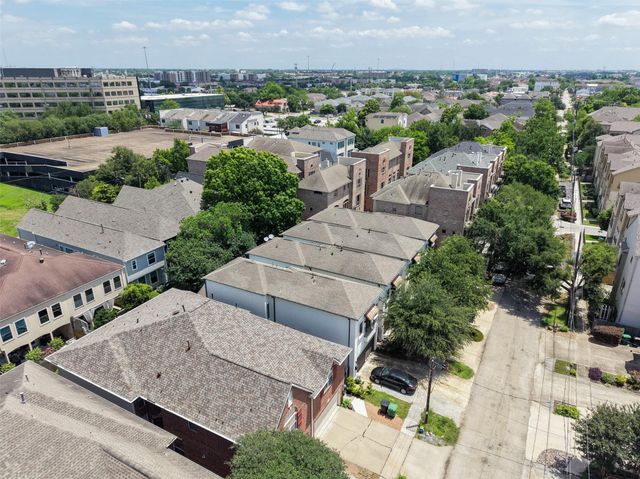 5232 Eigel Street, Houston, TX 77007
