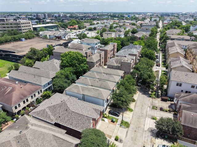 5232 Eigel Street, Houston, TX 77007