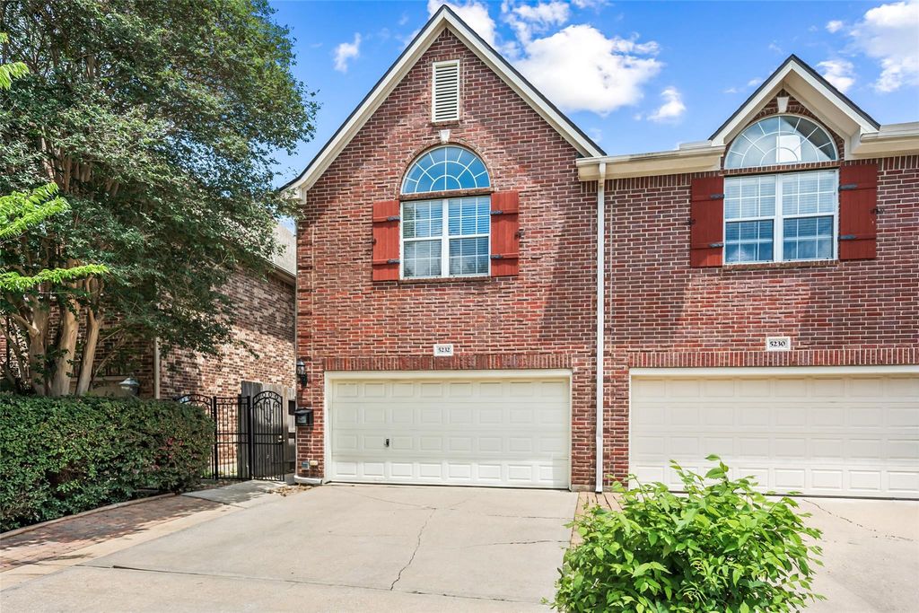 5232 Eigel Street, Houston, TX 77007