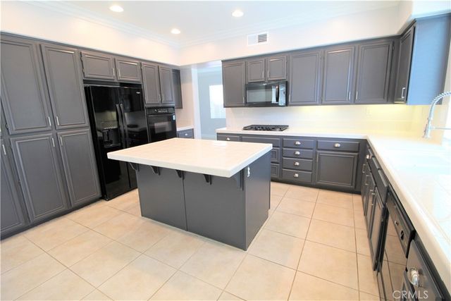 35222 Azalea, Winchester, CA 92596