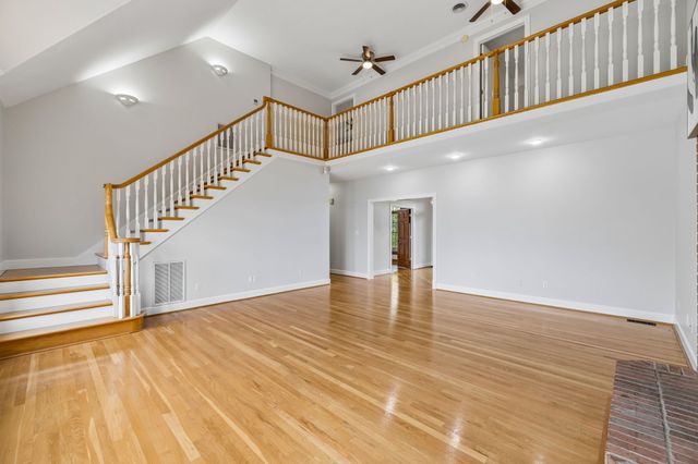 314 Fairview Rd, Dickson, TN 37055