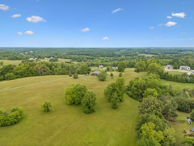 314 Fairview Rd, Dickson, TN 37055