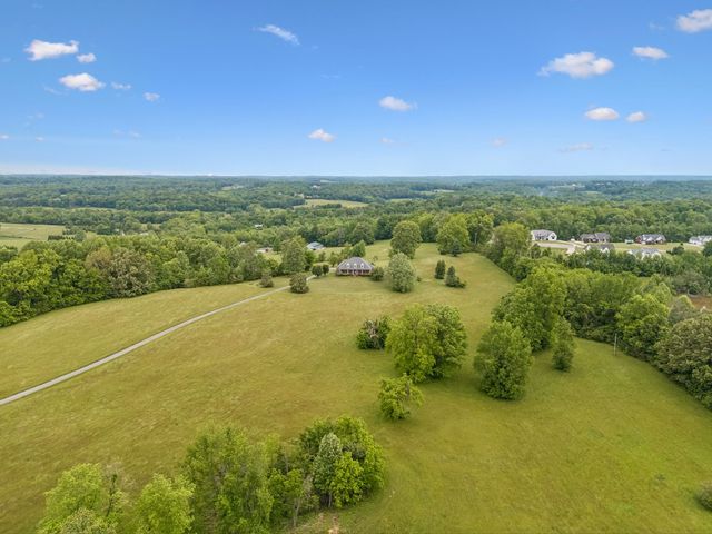314 Fairview Rd, Dickson, TN 37055