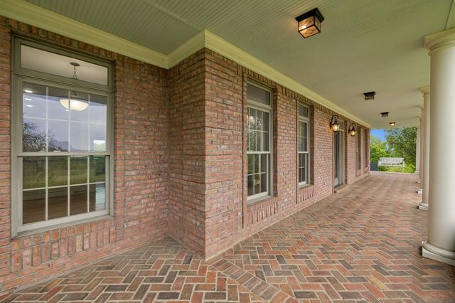 314 Fairview Rd, Dickson, TN 37055