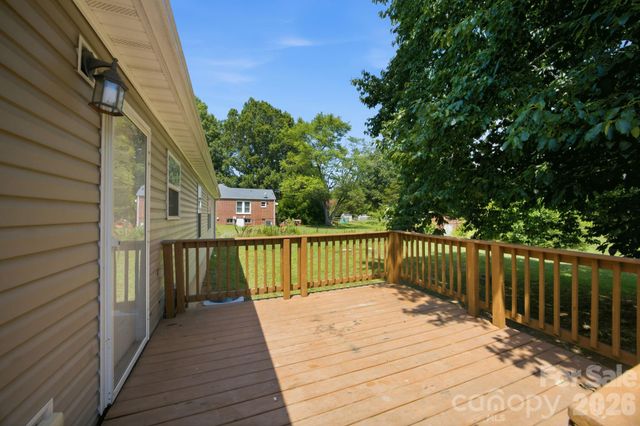 988 Mount Ulla Highway, Mooresville, NC 28115