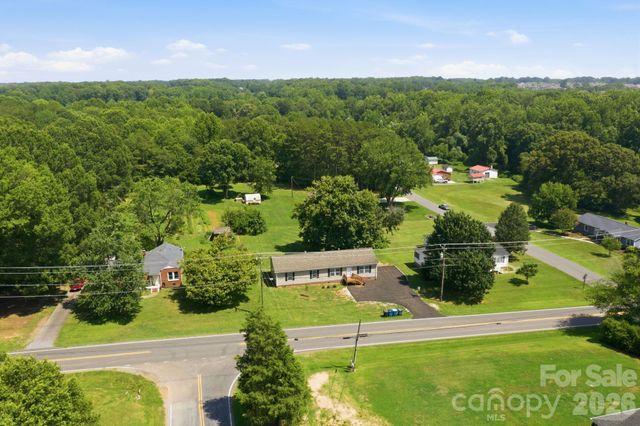 988 Mount Ulla Highway, Mooresville, NC 28115