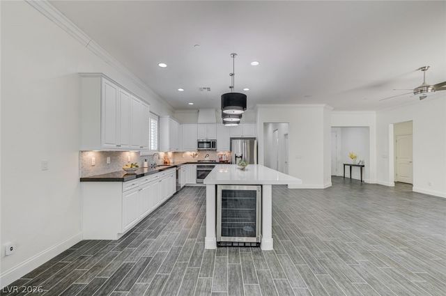 933 Everest Peak Avenue, Henderson, NV 89012