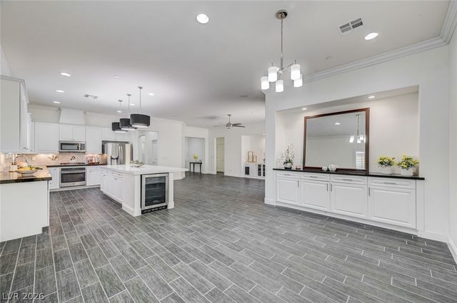 933 Everest Peak Avenue, Henderson, NV 89012