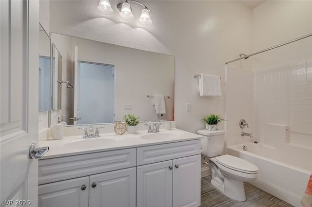 933 Everest Peak Avenue, Henderson, NV 89012