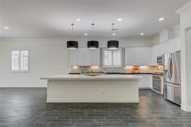 933 Everest Peak Avenue, Henderson, NV 89012