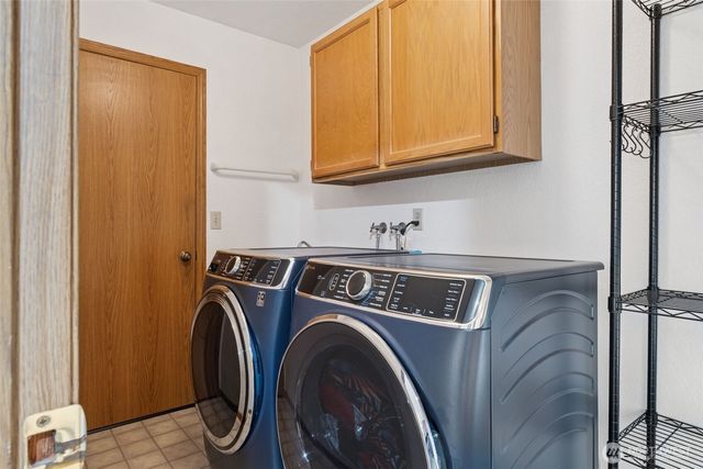 828 Livingston Street NE, Lacey, WA 98516