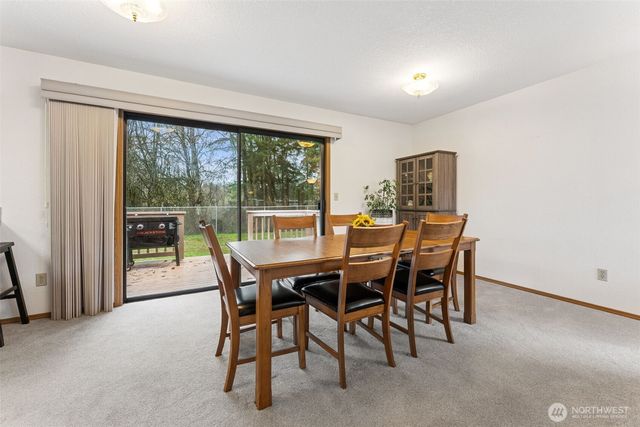 828 Livingston Street NE, Lacey, WA 98516