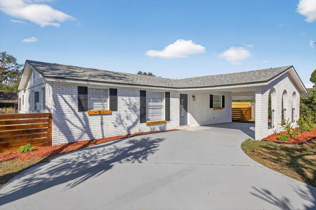 804 WALNUT DRIVE, Seffner, FL 33584