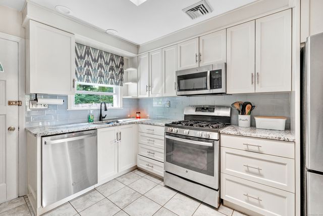 26 Wendy Road, Trumbull, CT 06611