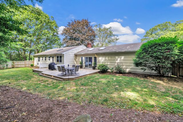26 Wendy Road, Trumbull, CT 06611