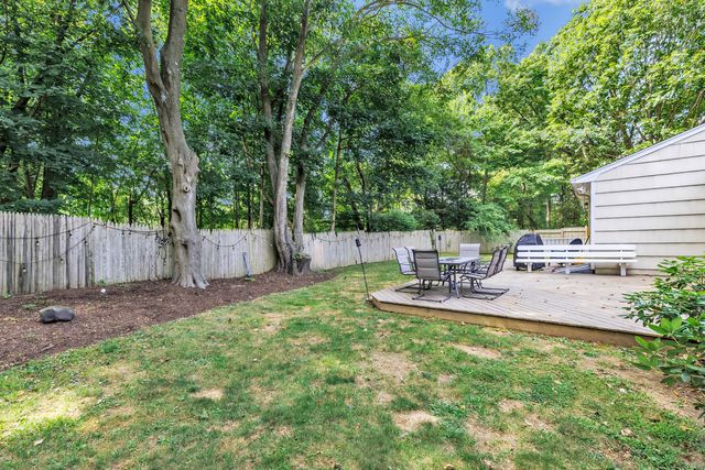 26 Wendy Road, Trumbull, CT 06611