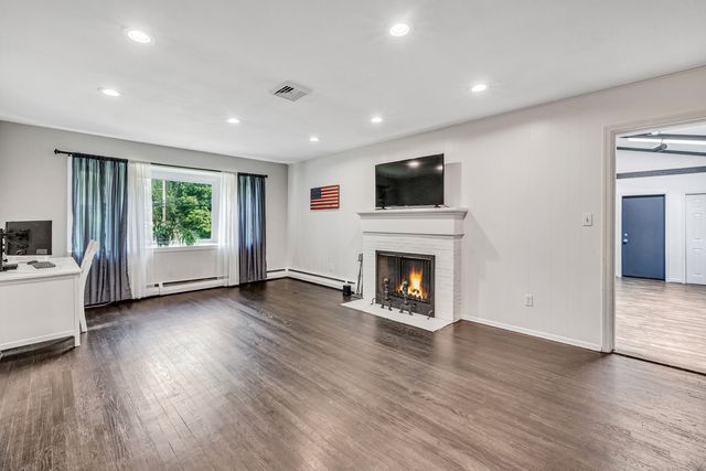 26 Wendy Road, Trumbull, CT 06611