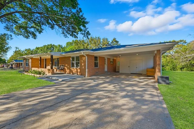 450 Kelly Lane, Van Alstyne, TX 75495