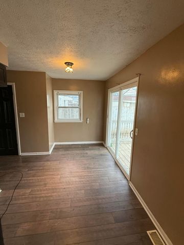 4006 Halsey Place, Columbus, OH 43228