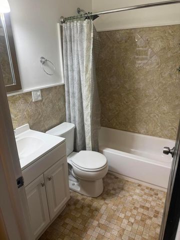 4006 Halsey Place, Columbus, OH 43228