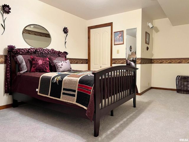 2372 LOGAN Street, Murphysboro, IL 62966