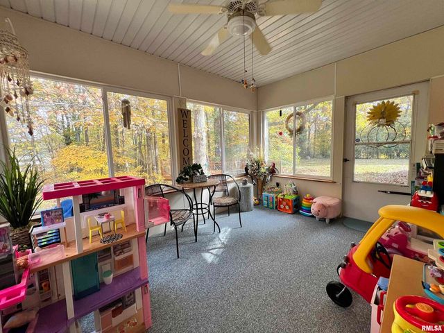 2372 LOGAN Street, Murphysboro, IL 62966