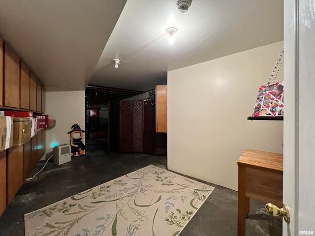 2372 LOGAN Street, Murphysboro, IL 62966